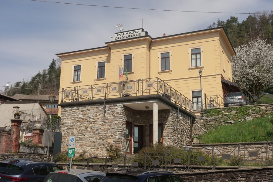 Rathaus von Montegrino Valtravaglia