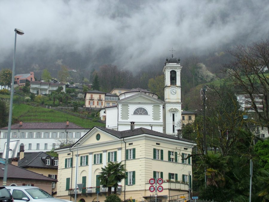 Dorfkirche von Magadino im Tessin